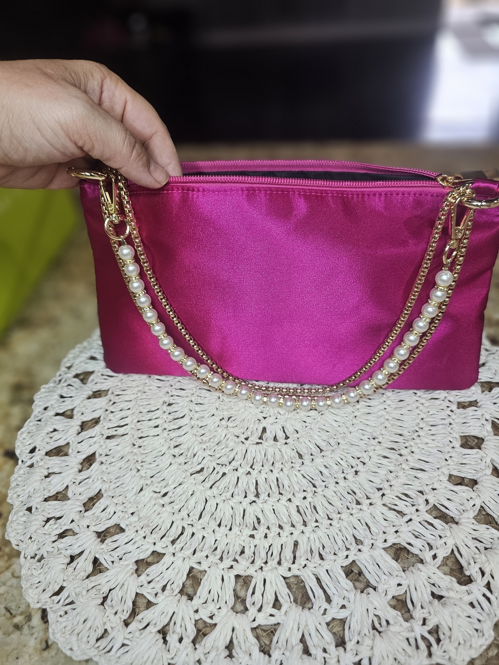 Elegant Fuchsia Pearl-Chain Women's Evening Bag